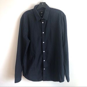 Men’s H&M Easy Iron Dotted Button Down Size Large